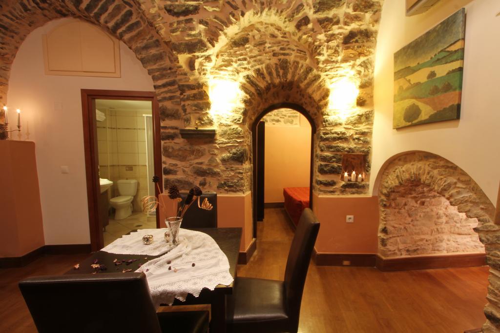 Medieval Castle Mestá Exteriör bild